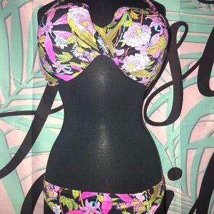 VS bikini